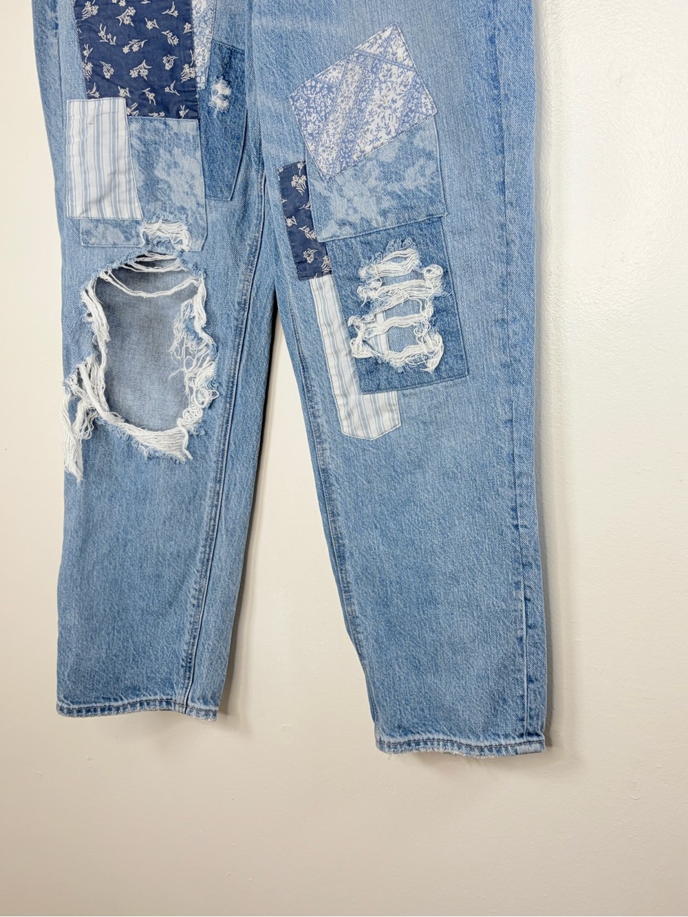 American Eagle Outfitters Patchwork Mom Straight Jean - Picture 3 of 8